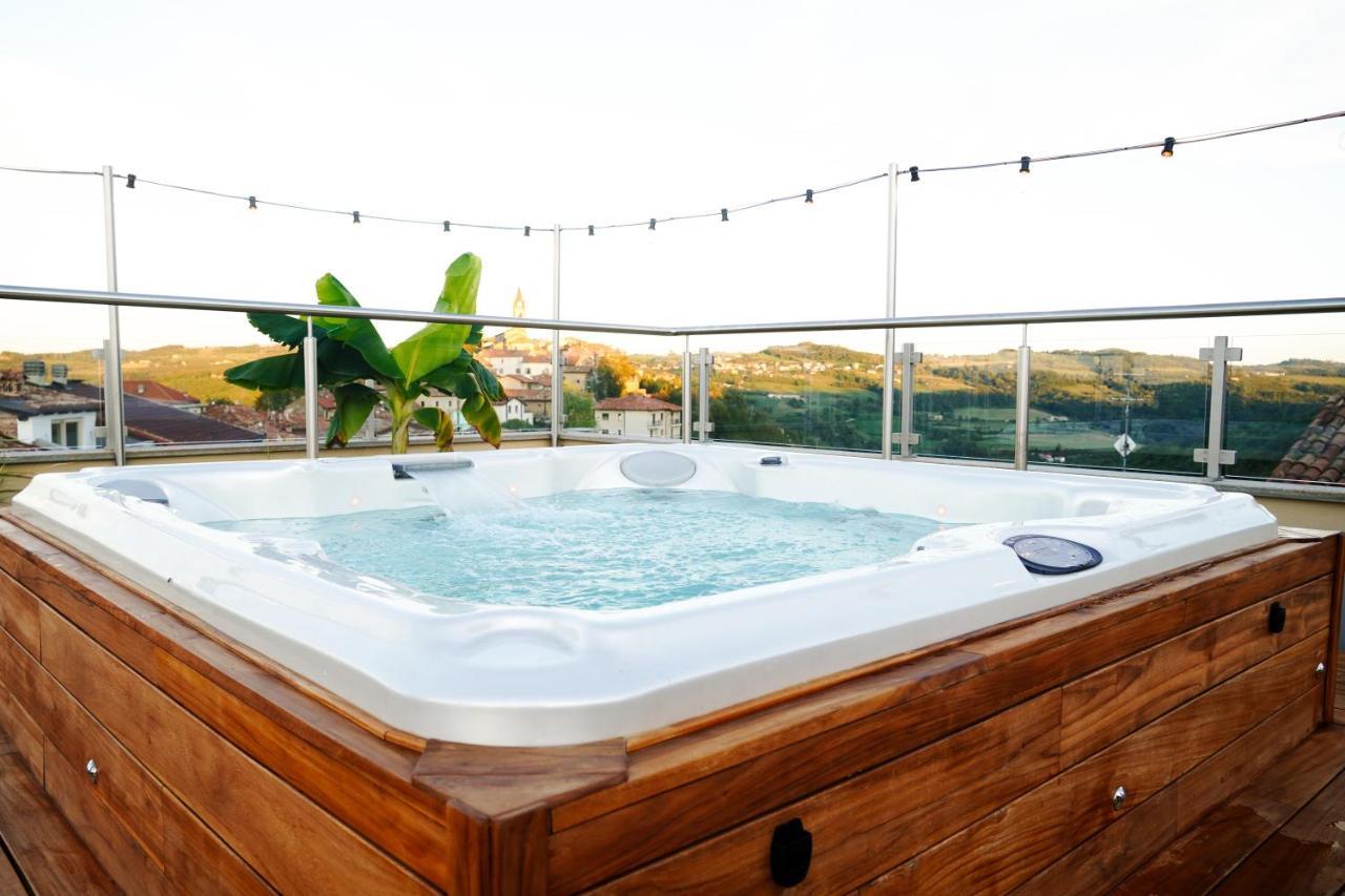 La Piazzetta Degli Artisti - Boutique B&B Bossolasco Exteriör bild
