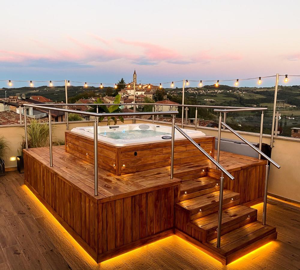 La Piazzetta Degli Artisti - Boutique B&B Bossolasco Exteriör bild