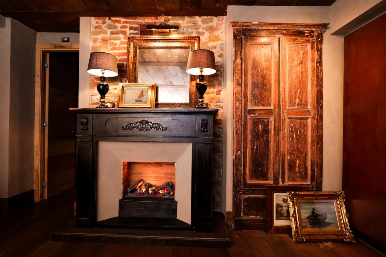 La Piazzetta Degli Artisti - Boutique B&B Bossolasco Exteriör bild