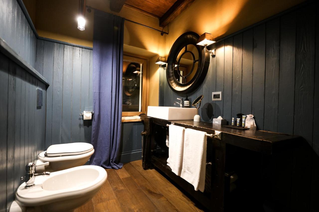 La Piazzetta Degli Artisti - Boutique B&B Bossolasco Exteriör bild
