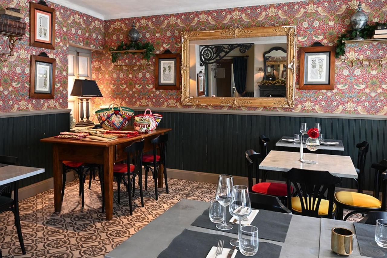 La Piazzetta Degli Artisti - Boutique B&B Bossolasco Exteriör bild